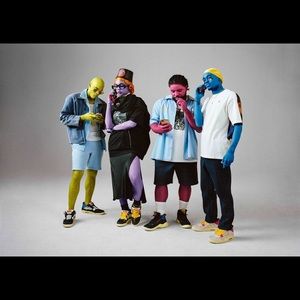 Meet your Posher, Aziz